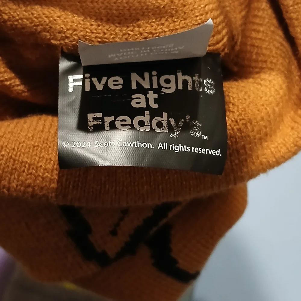 Kids Two Xsmall Mittens & Freddy Hat Set